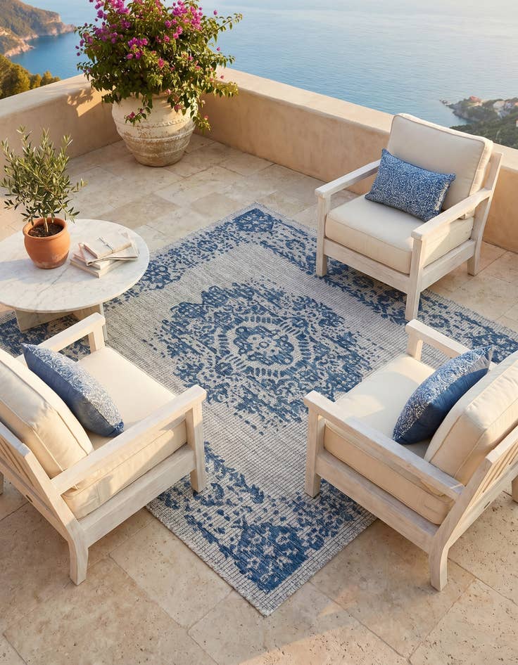 Detail image of 5' 3 x 5' 3 Easy-Clean Traditional Indoor / Outdoor Square Rug