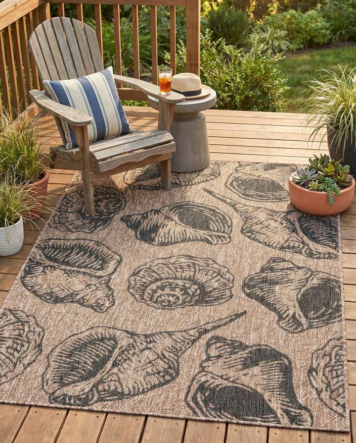 4' x 6' Easy-Clean Coastal Indoor / Outdoor Rug