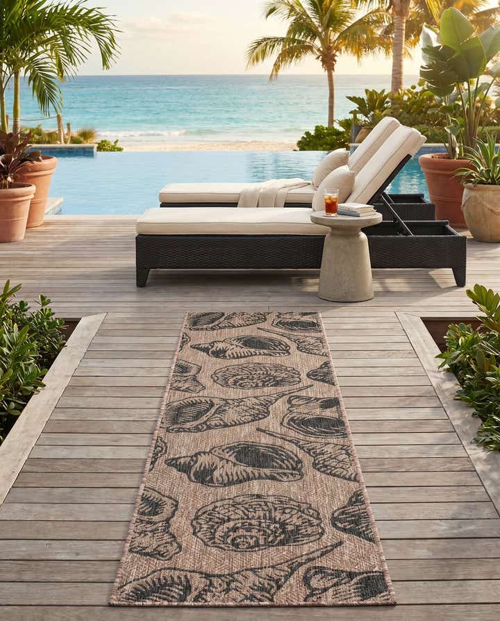 2' x 8' Easy-Clean Coastal Indoor / Outdoor Runner Rug