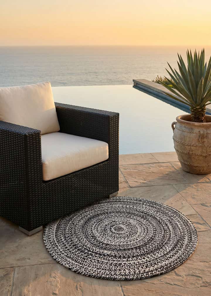 3' 3 x 3' 3 Easy-Clean Eco Verse Washable Indoor / Outdoor Round Rug