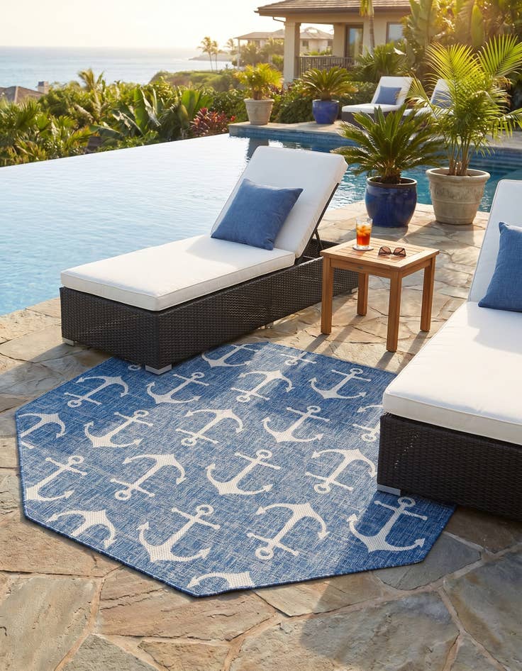 Detail image of 7' 10 x 7' 10 Easy-Clean Coastal Indoor / Outdoor Octagon Rug