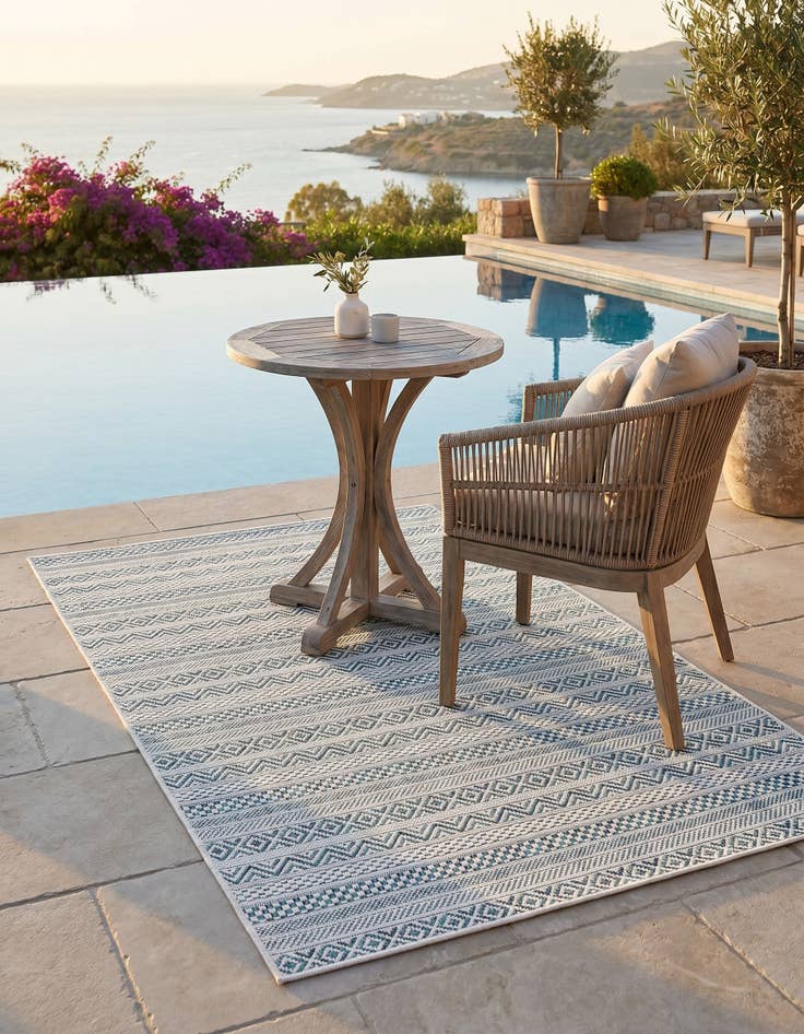 Detail image of 3' x 5' 3 Easy-Clean Striped Indoor / Outdoor Rug