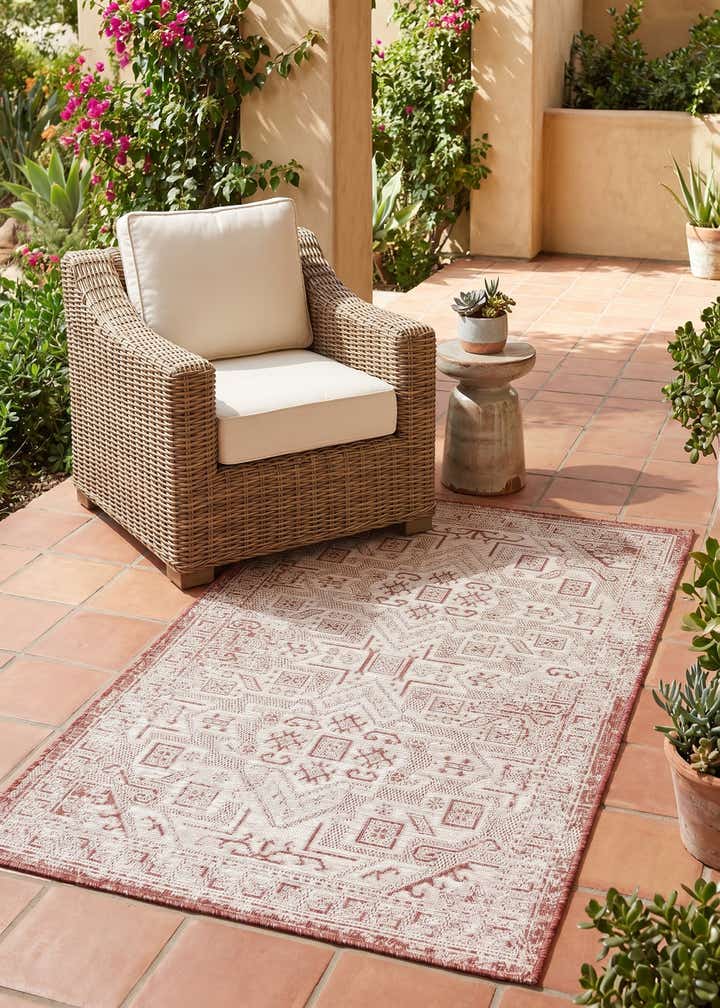 3' x 5' 3 Easy-Clean Aztec Indoor / Outdoor Rug
