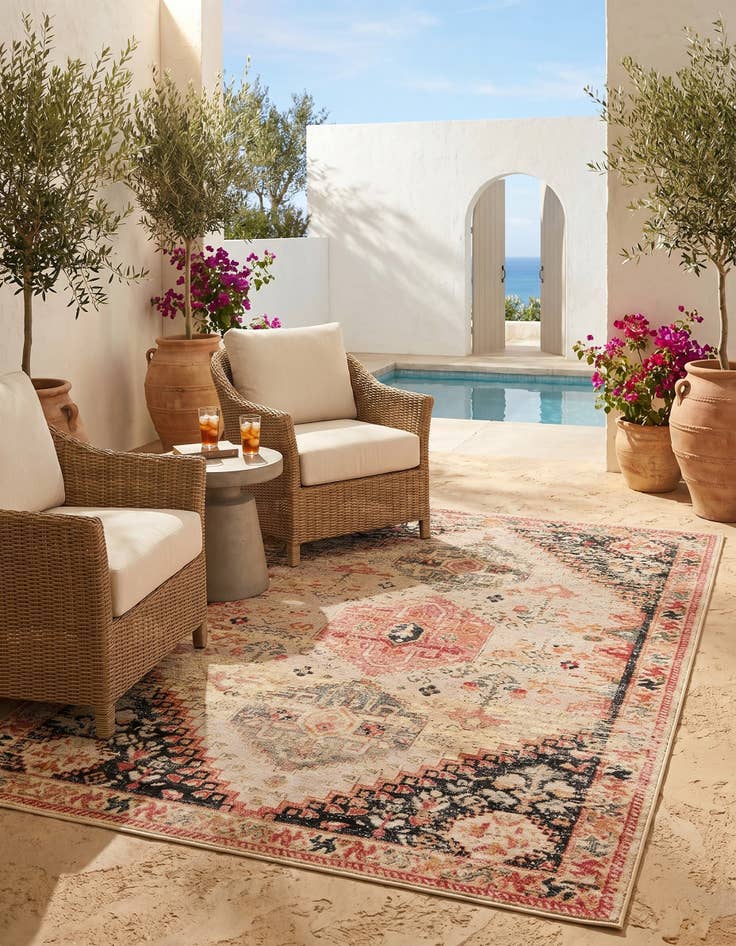 Detail image of 5' x 7' Easy-Clean Traditional Indoor / Outdoor Rug