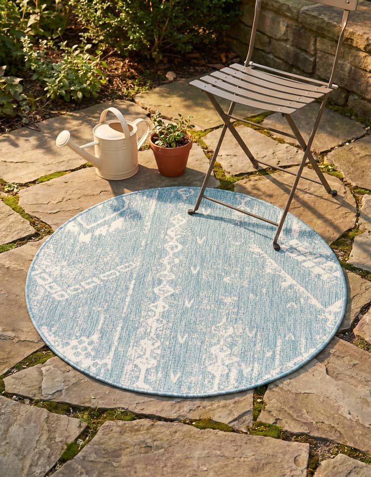 Detail image of 3' x 3' Easy-Clean Bohemian Indoor / Outdoor Round Rug