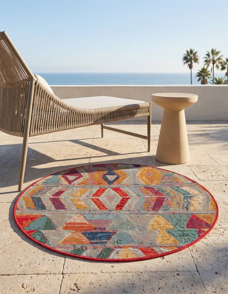 Detail image of 3' x 3' Easy-Clean Modern Indoor / Outdoor Round Rug