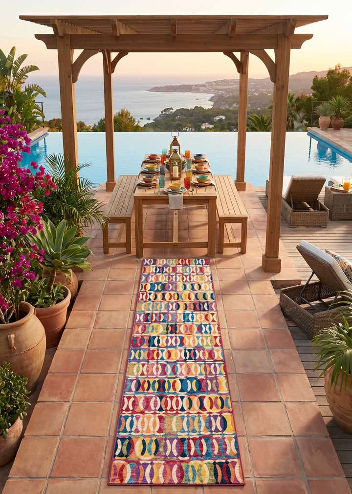 2' 7 x 12' Easy-Clean Modern Indoor / Outdoor Runner Rug