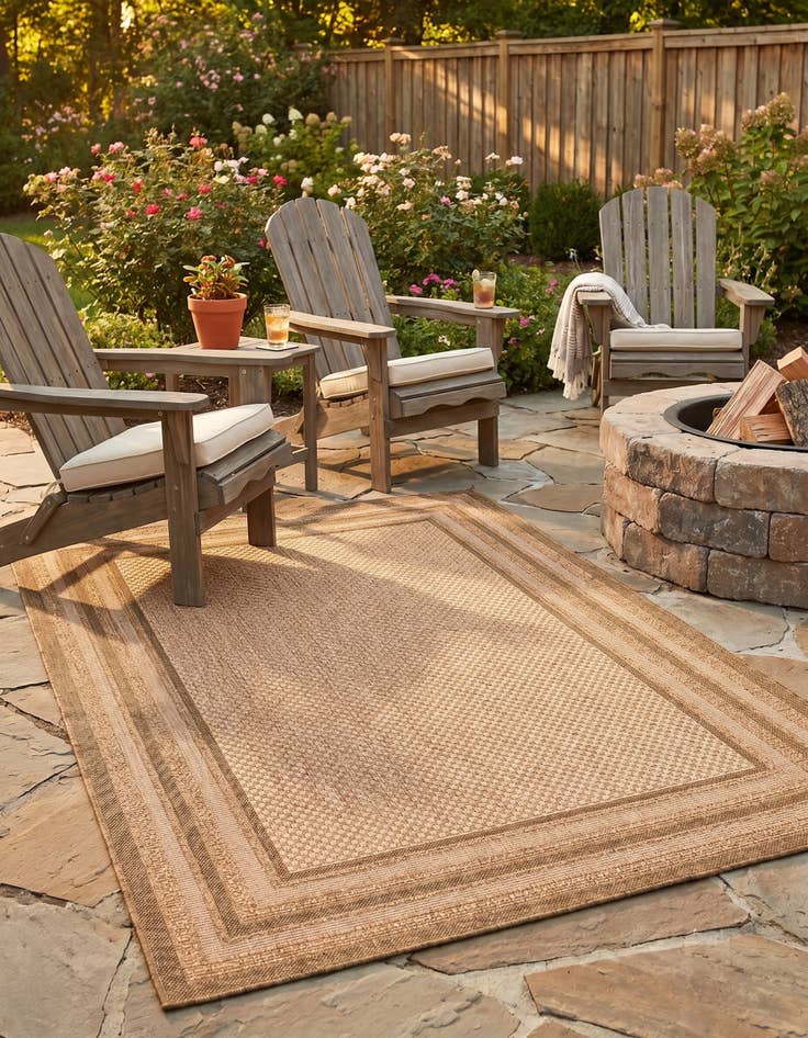 Detail image of 5' 3 x 8' Easy-Clean Border Indoor / Outdoor Rug
