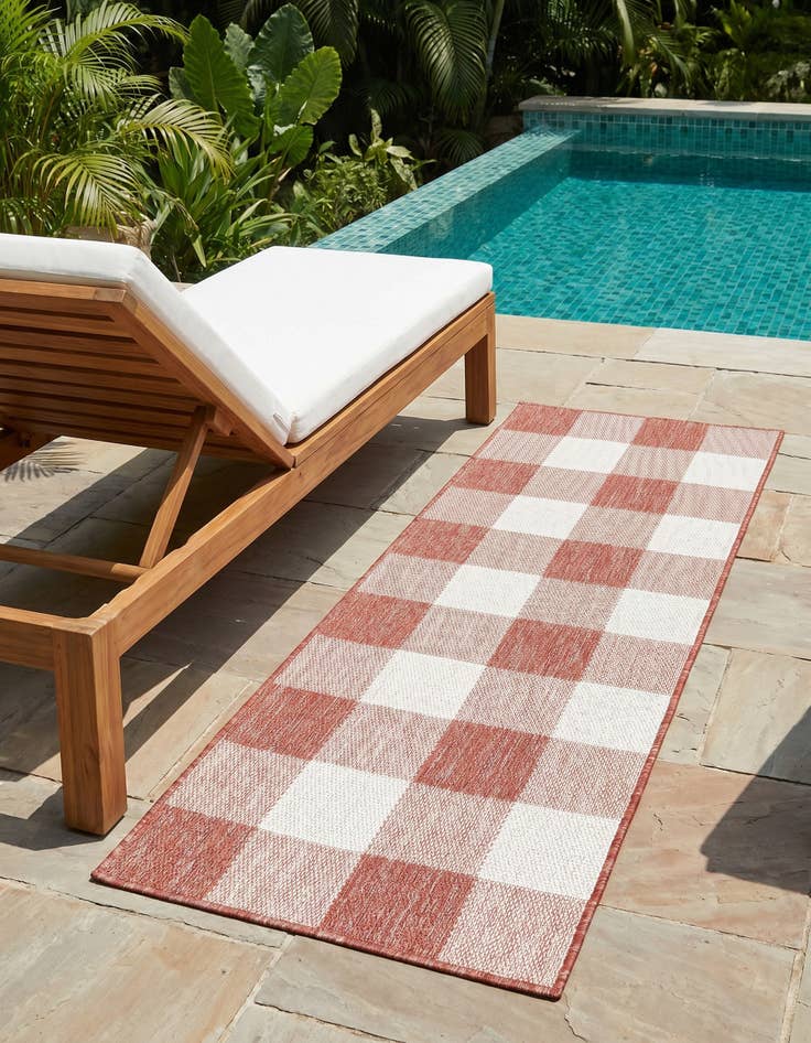 Detail image of 2' x 6' Easy-Clean Checkered Indoor / Outdoor Runner Rug