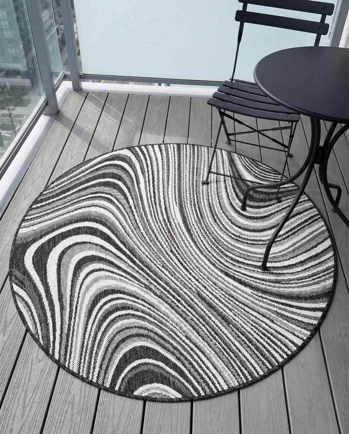 4' x 4' Easy-Clean Modern Indoor / Outdoor Round Rug