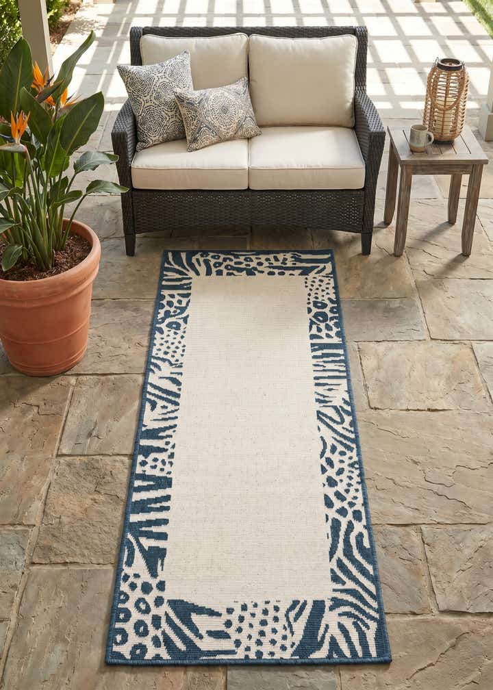 2' x 5' Easy-Clean Safari Indoor / Outdoor Runner Rug
