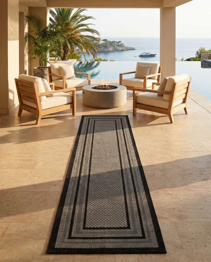 2' 7 x 10' Easy-Clean Border Indoor / Outdoor Runner Rug