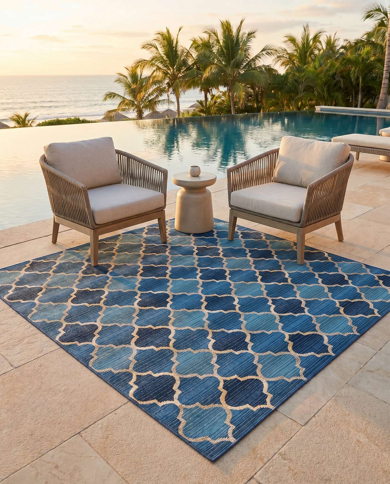 6' x 6' Easy-Clean Trellis Indoor / Outdoor Square Rug