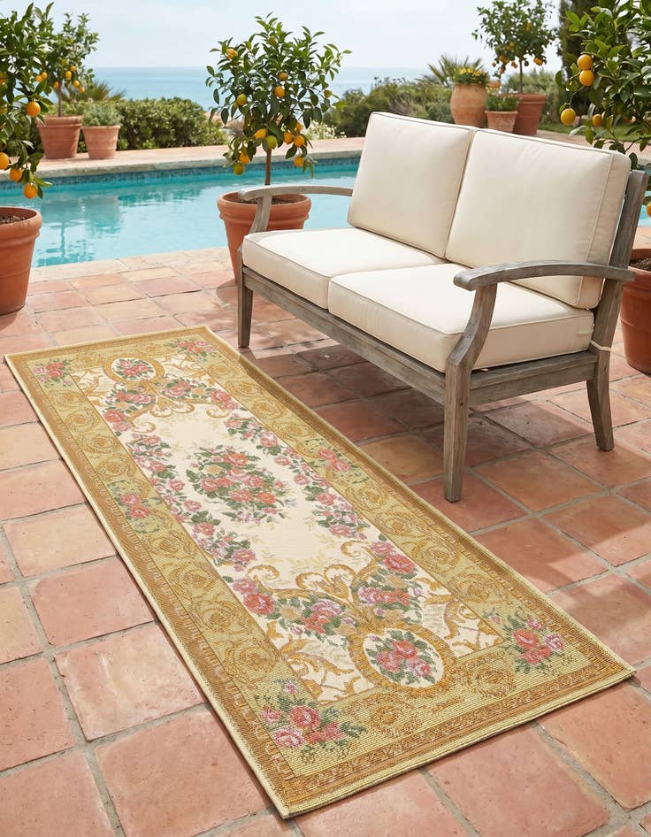 Detail image of 2' x 5' Easy-Clean Traditional Indoor / Outdoor Runner Rug