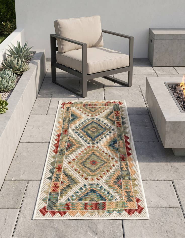 Detail image of 2' x 4' Easy-Clean Baja Indoor / Outdoor Runner Rug