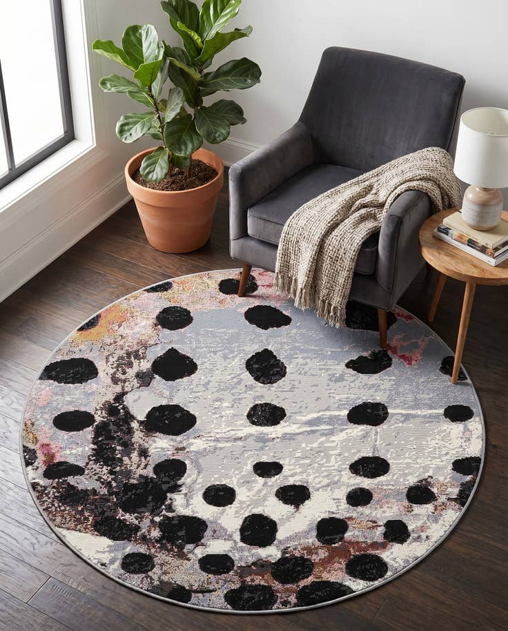 Detail image of 4' x 4' Easy-Clean Modern Indoor / Outdoor Round Rug