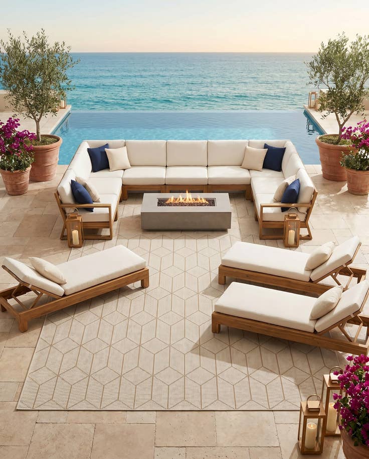 Detail image of 10' x 14' 1 Easy-Clean Trellis Indoor / Outdoor Rug