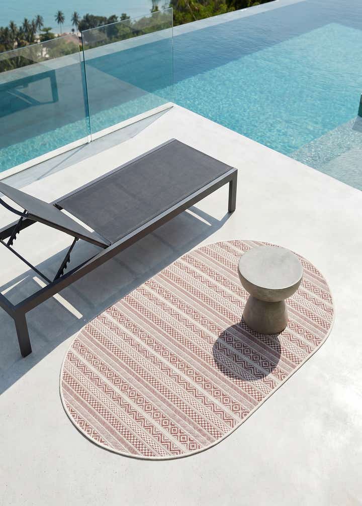 3' x 5' 3 Easy-Clean Striped Indoor / Outdoor Oval Rug
