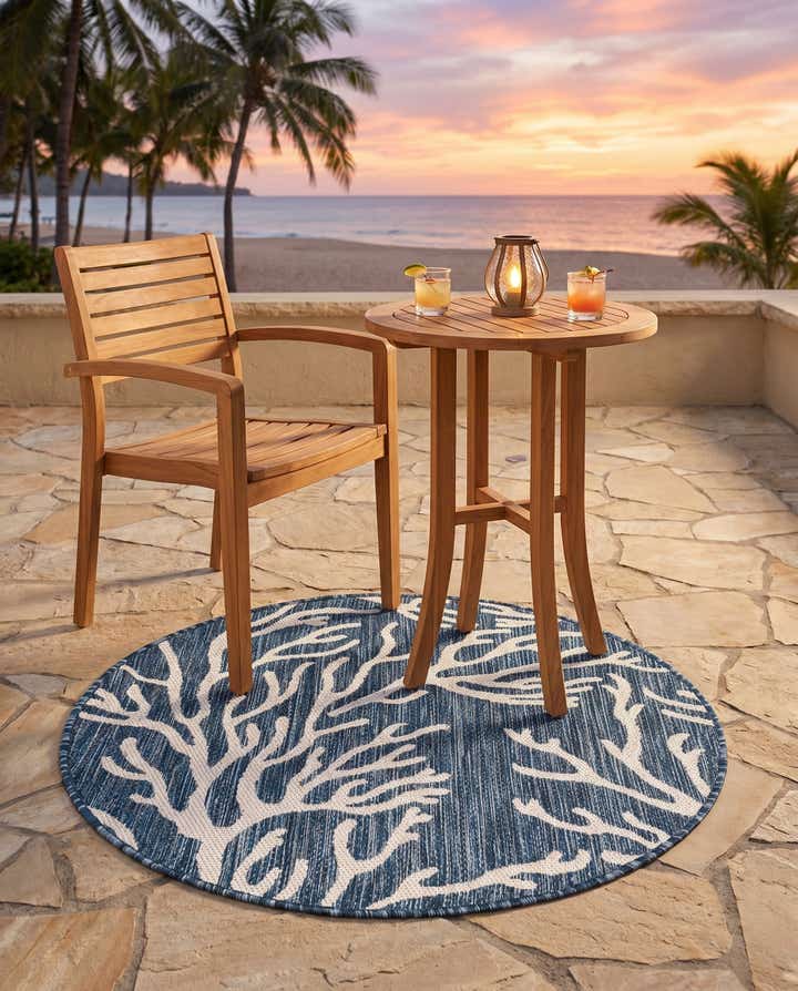 3' x 3' Easy-Clean Coastal Indoor / Outdoor Round Rug