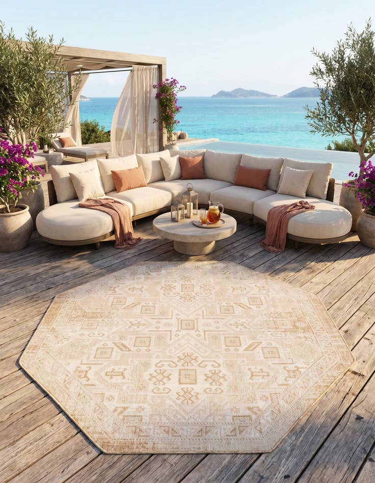 Detail image of 7' 10 x 7' 10 Easy-Clean Aztec Indoor / Outdoor Octagon Rug