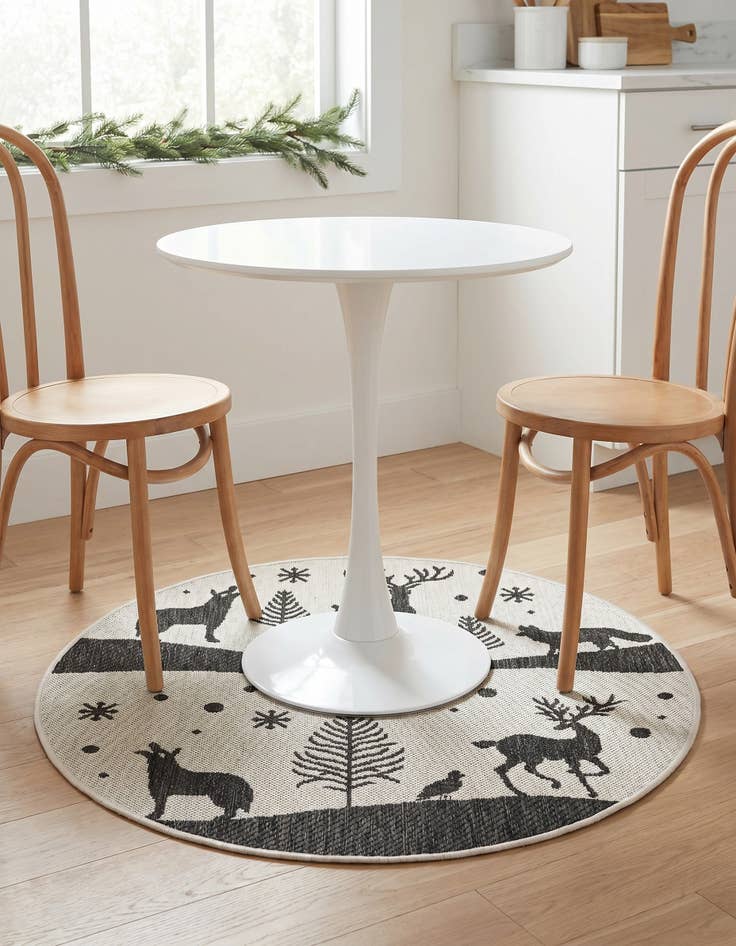 Detail image of 3' x 3' Easy-Clean Holiday Indoor / Outdoor Round Rug