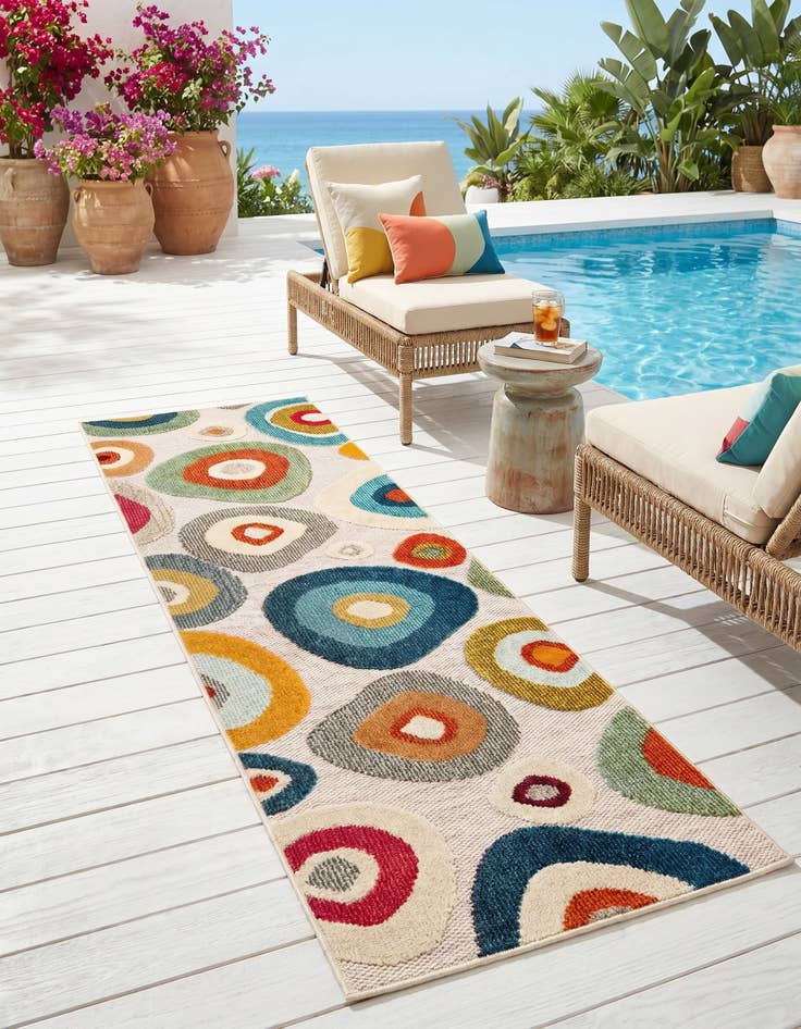 Detail image of 2' x 6' Easy-Clean Casablanca Indoor / Outdoor Runner Rug