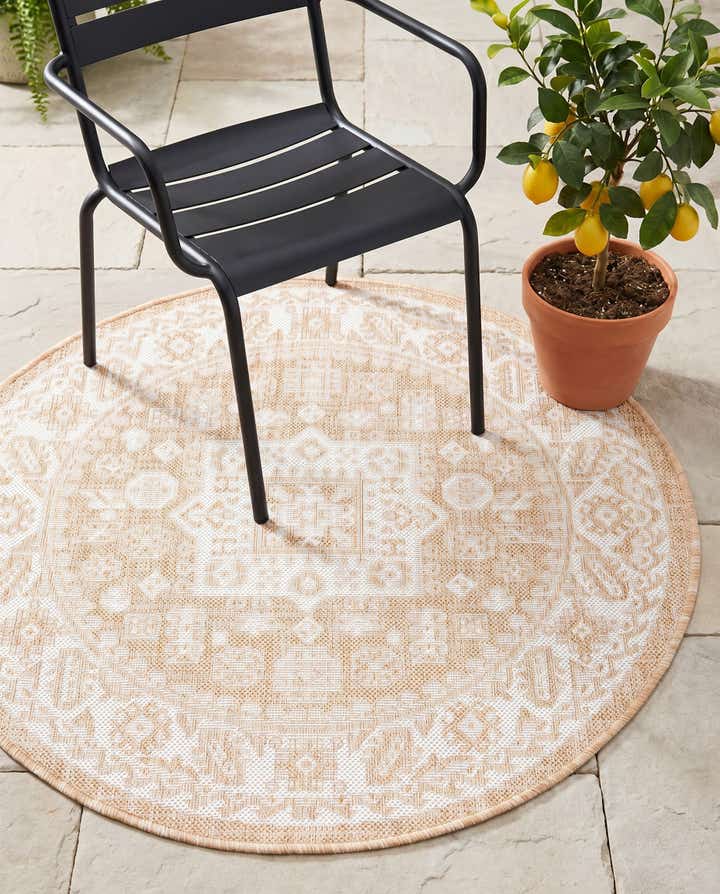 3' x 3' Easy-Clean Aztec Indoor / Outdoor Round Rug