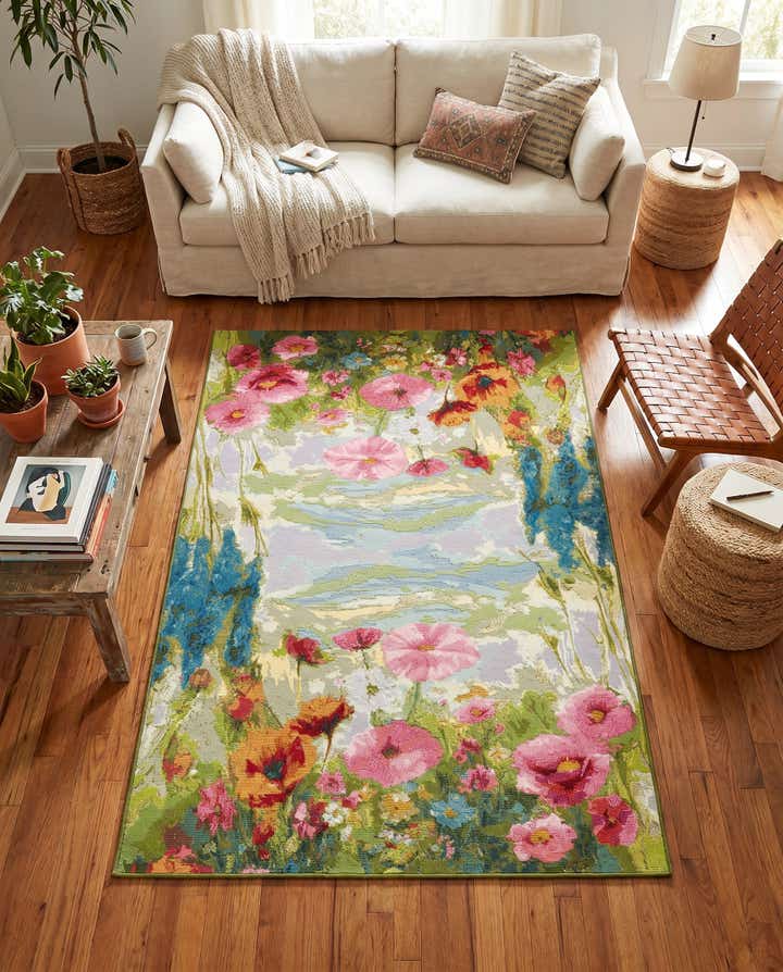 4' x 6' Easy-Clean Botanical Indoor / Outdoor Rug
