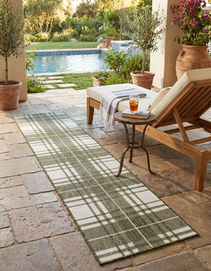 Detail image of 2' x 8' Easy-Clean Checkered Indoor / Outdoor Runner Rug