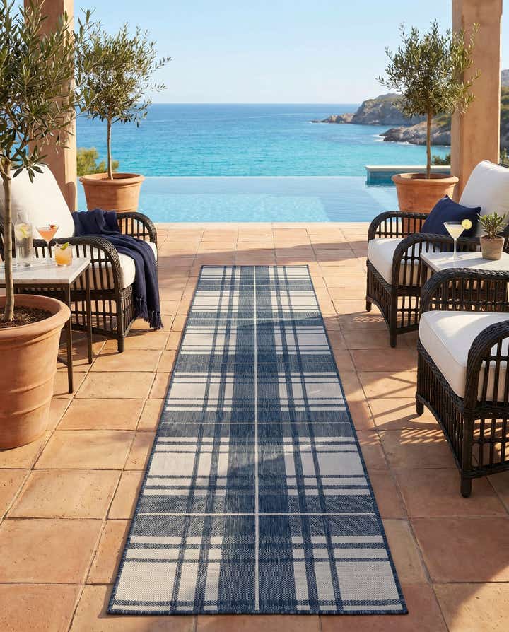2' 7 x 12' Easy-Clean Checkered Indoor / Outdoor Runner Rug