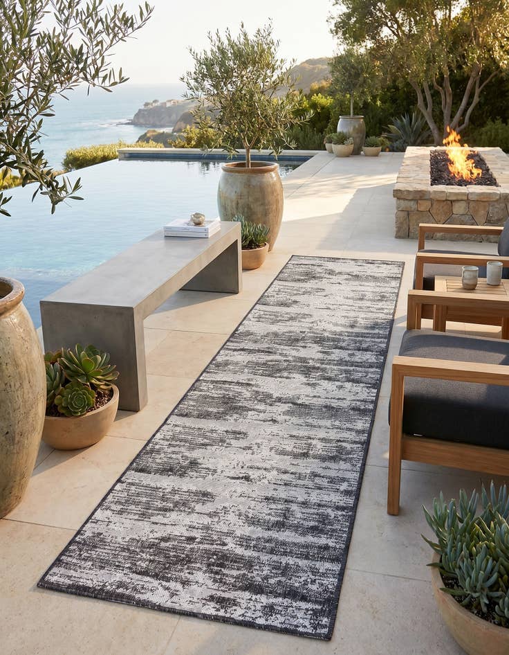 Detail image of 2' 7 x 10' Easy-Clean Modern Indoor / Outdoor Runner Rug