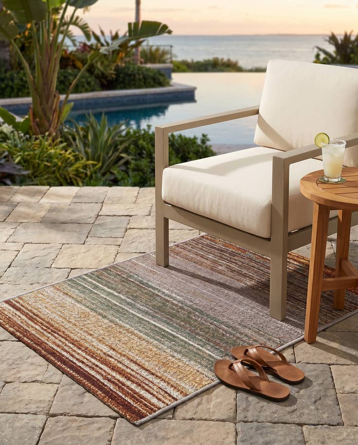 Detail image of 2' x 3' Easy-Clean Modern Indoor / Outdoor Rug