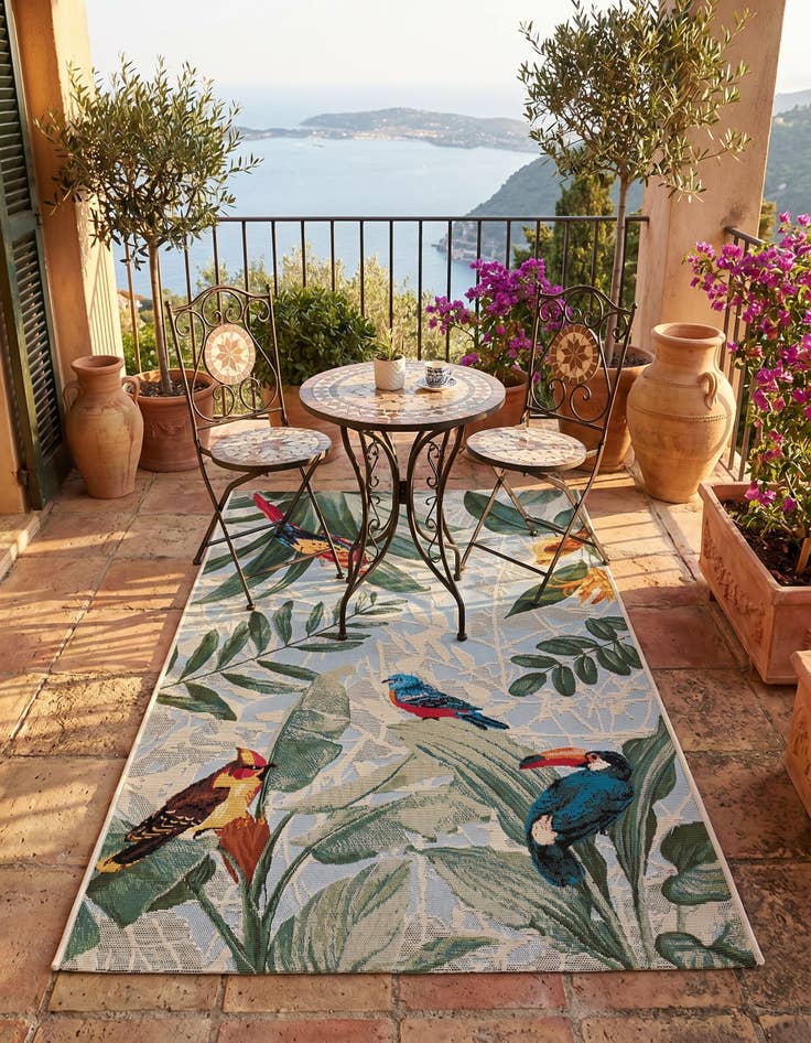 Detail image of 3' 3 x 5' 3 Easy-Clean Botanical Indoor / Outdoor Rug