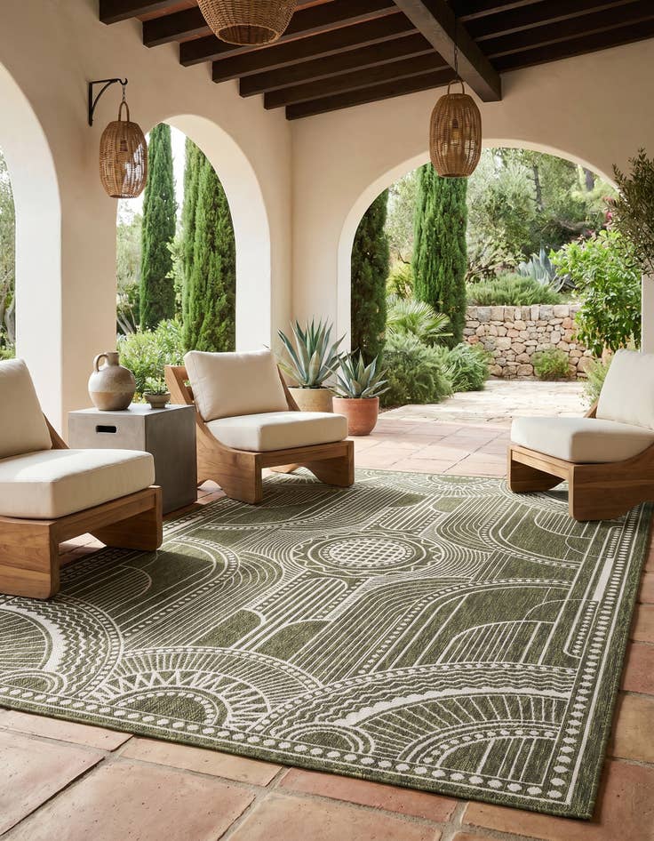 Detail image of 5' 3 x 8' Easy-Clean Traditional Indoor / Outdoor Rug