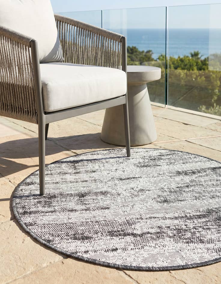 Detail image of 3' x 3' Easy-Clean Modern Indoor / Outdoor Round Rug