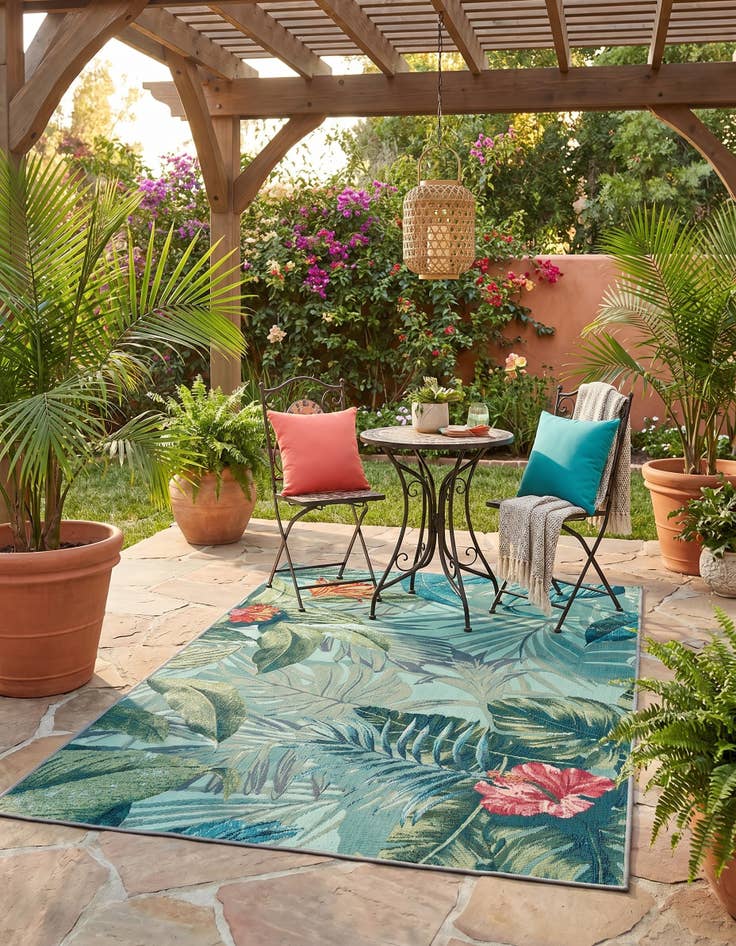 Detail image of 3' 3 x 5' 3 Easy-Clean Botanical Indoor / Outdoor Rug