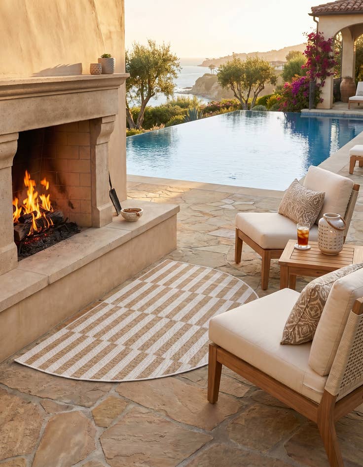 Detail image of 2' 7 x 4' Easy-Clean Ribbon Indoor / Outdoor Hearth Rug