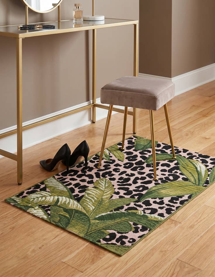 Detail image of 2' x 3' Easy-Clean Botanical Indoor / Outdoor Rug