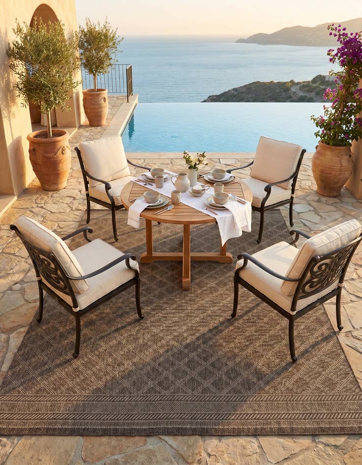 Detail image of 7' 10 x 7' 10 Easy-Clean Lattice Indoor / Outdoor Square Rug