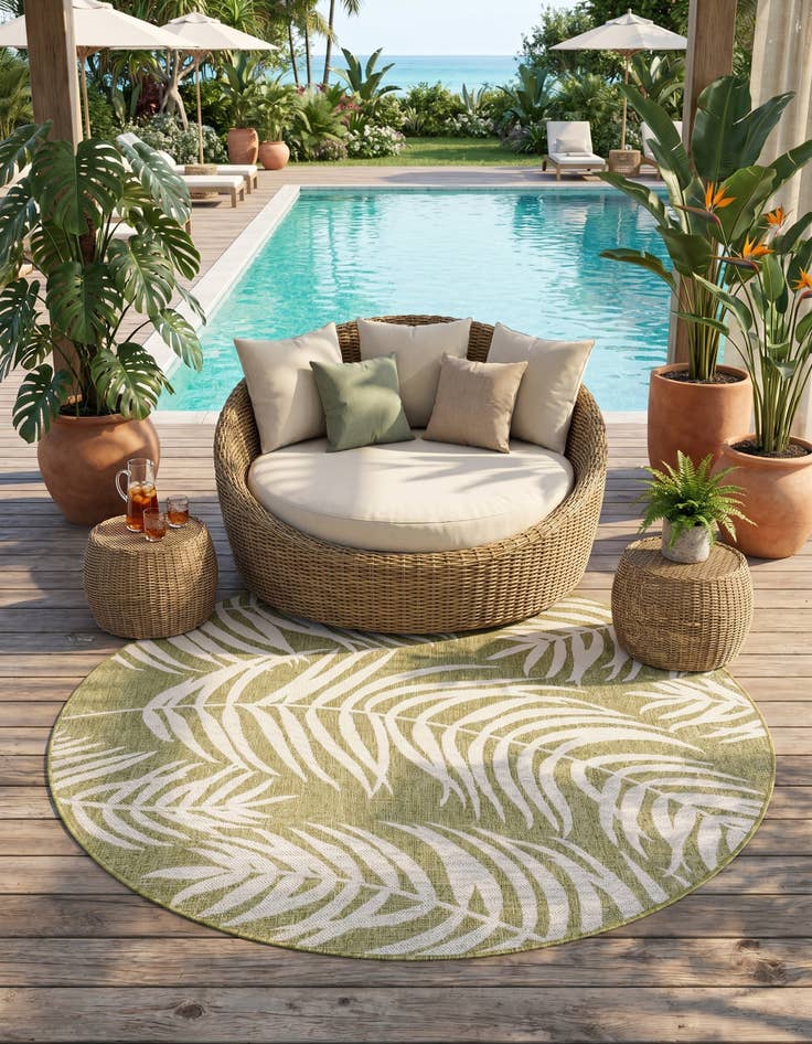 Detail image of 6' x 6' Easy-Clean Botanical Indoor / Outdoor Round Rug