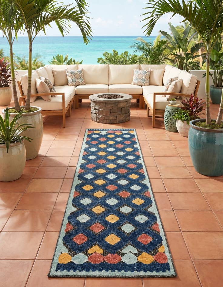 Detail image of 2' x 8' Easy-Clean Belize Indoor / Outdoor Runner Rug