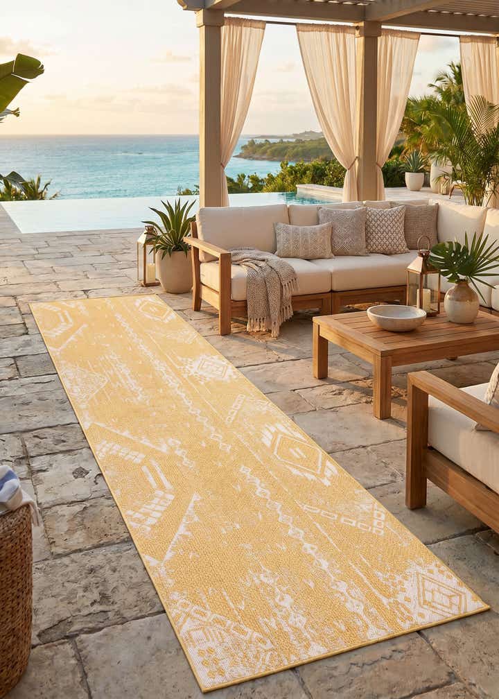 2' 7 x 12' Easy-Clean Bohemian Indoor / Outdoor Runner Rug