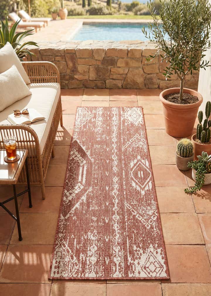 2' x 5' 3 Easy-Clean Bohemian Indoor / Outdoor Runner Rug