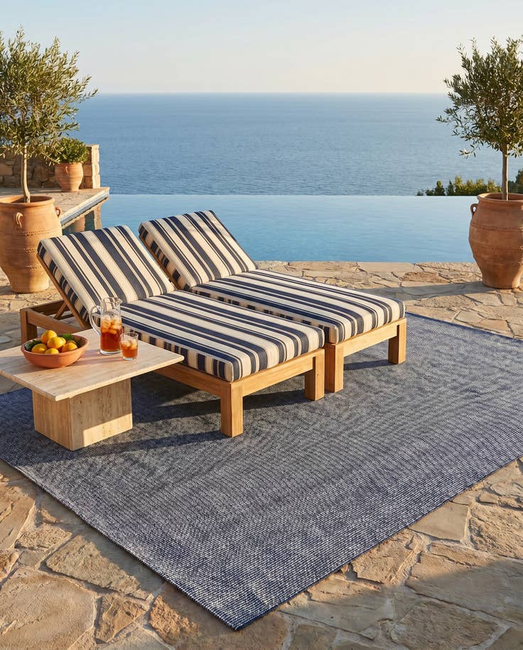 Detail image of 9' x 12' Easy-Clean Jill Zarin Palm Springs Indoor / Outdoor Rug