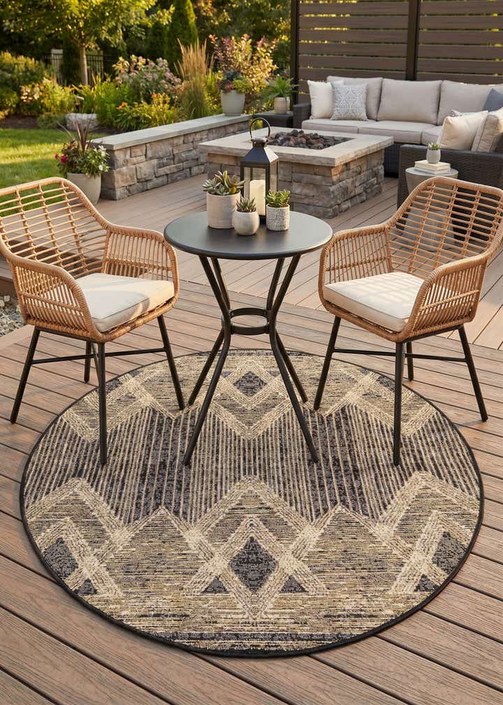 4' x 4' Easy-Clean Modern Indoor / Outdoor Round Rug