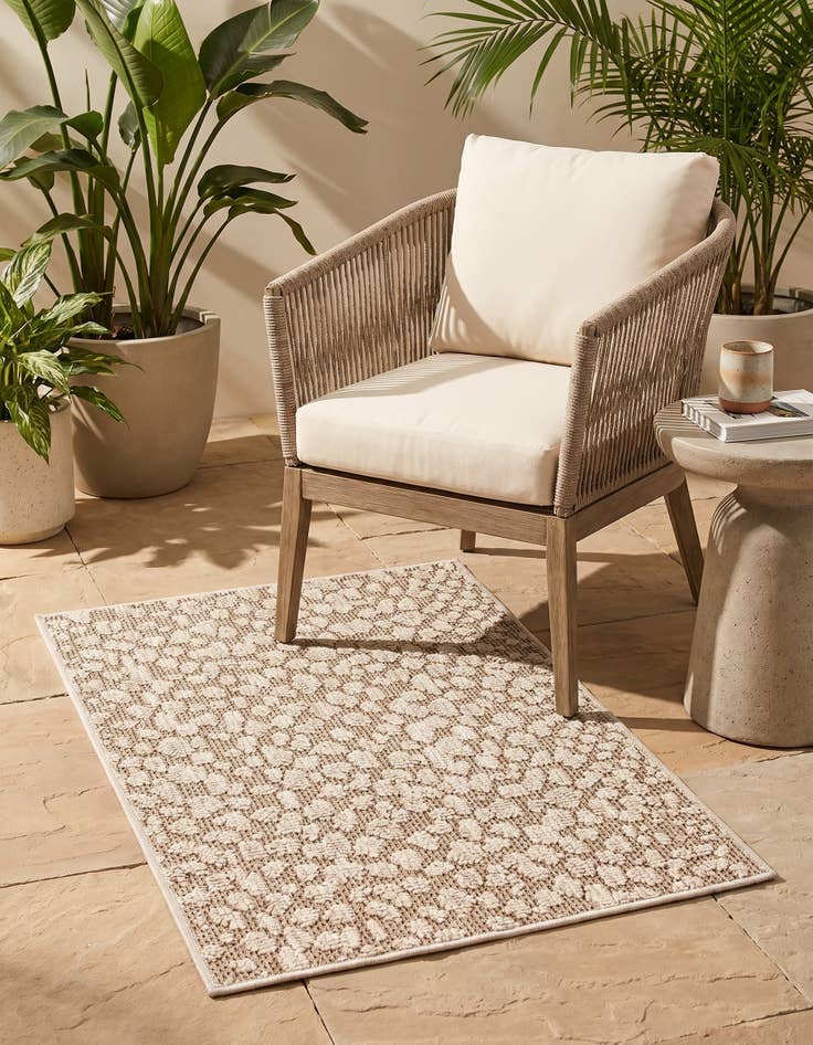 Detail image of 2' x 3' 1 Easy-Clean Safari Indoor / Outdoor Rug