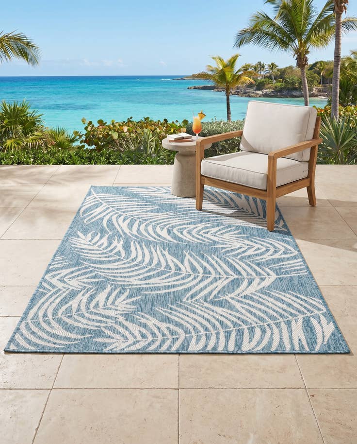 Detail image of 4' x 6' Easy-Clean Botanical Indoor / Outdoor Rug