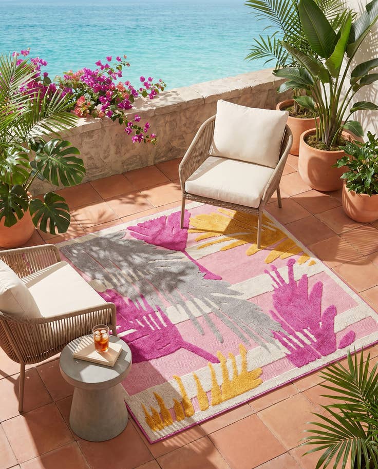 Detail image of 5' 3 x 5' 3 Easy-Clean Aruba Indoor / Outdoor Square Rug