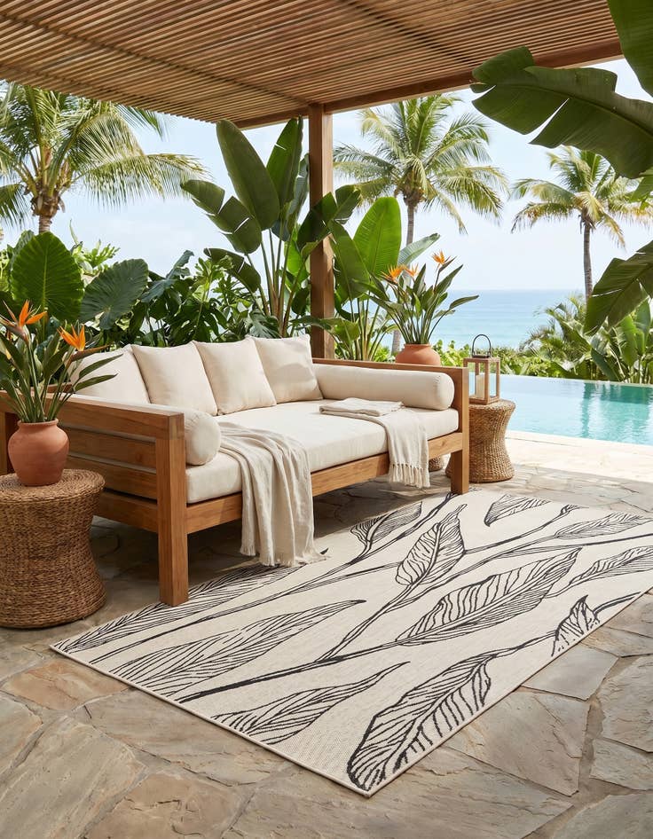 Detail image of 5' 3 x 8' Easy-Clean Botanical Indoor / Outdoor Rug
