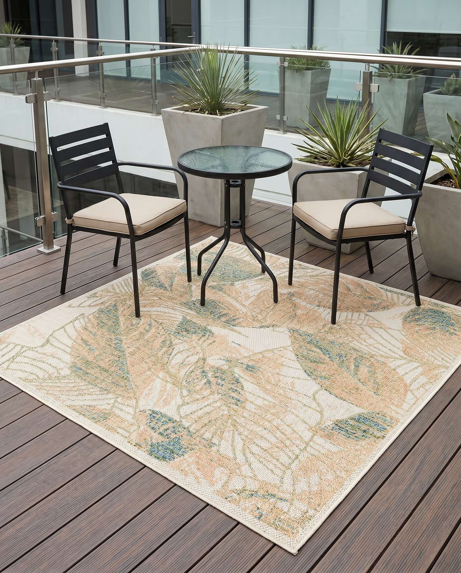 5' 3 x 5' 3 Easy-Clean Baja Indoor / Outdoor Square Rug